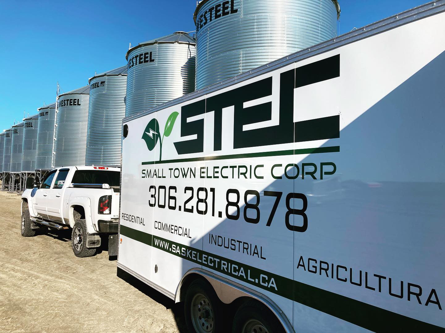 //smalltownelectric.net/wp-content/uploads/2024/12/20210912_035638536_iOS.jpg
